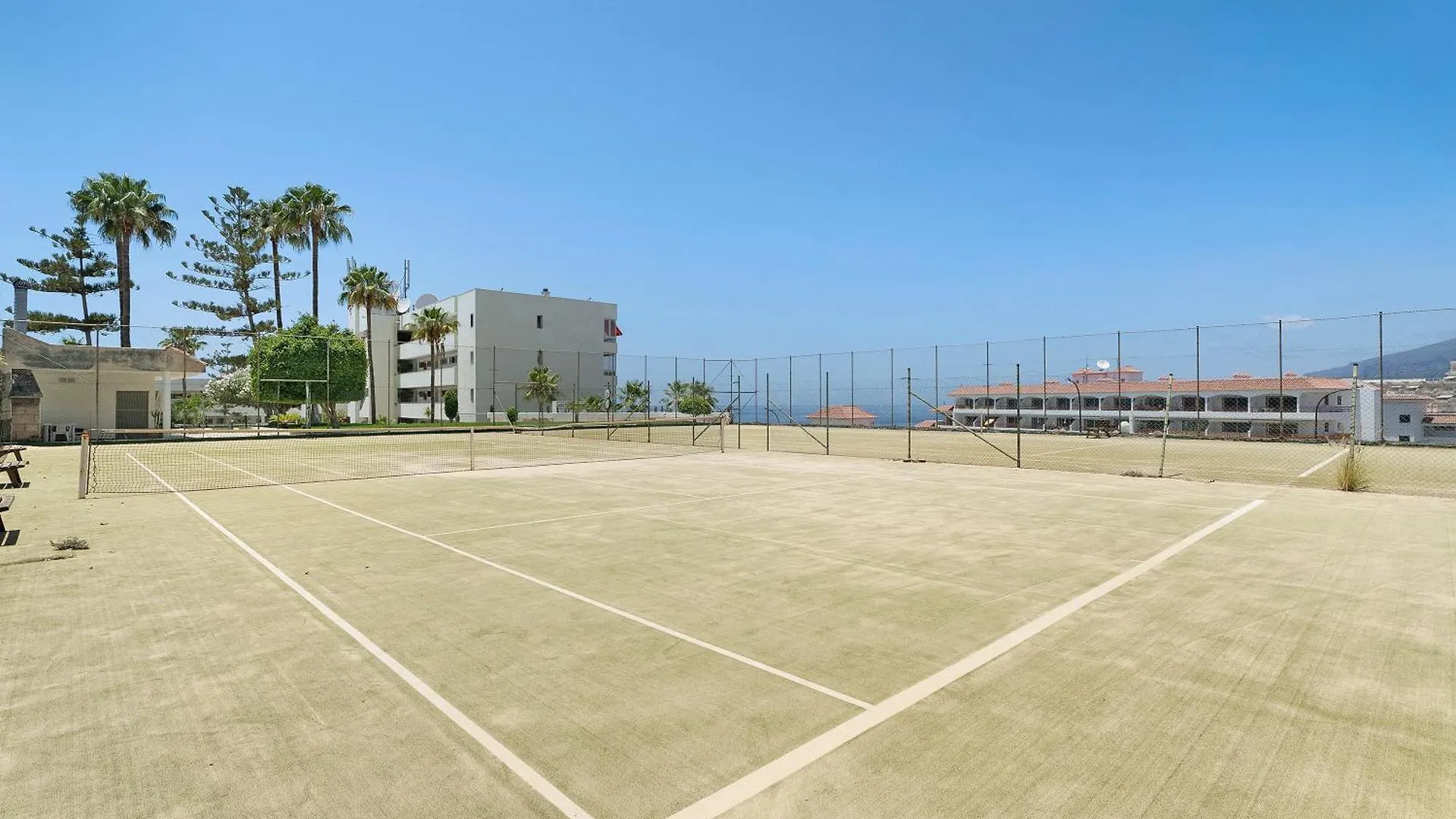 Bonito Arenas Negras Sea View location